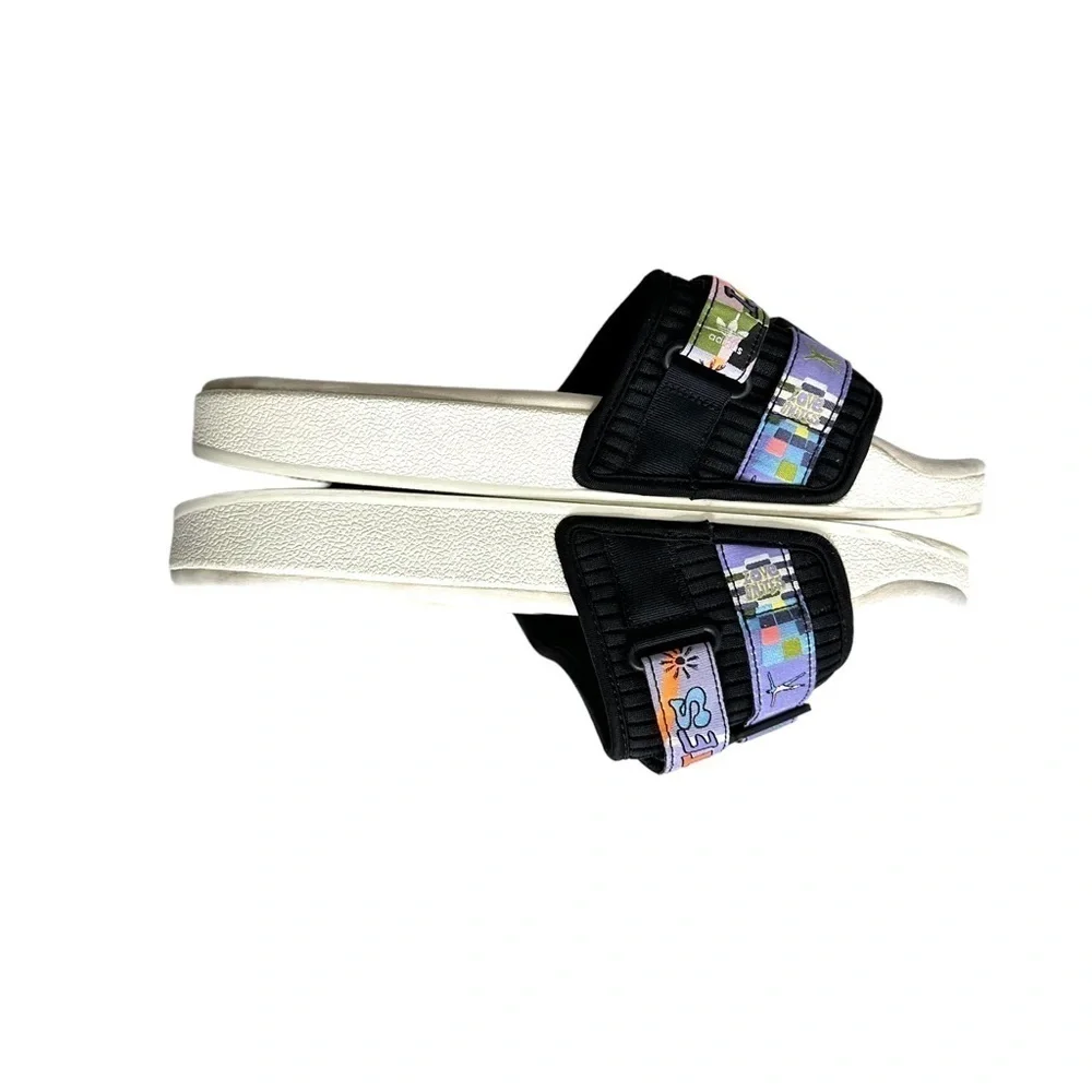 Adidas Originals Mens Adilette Pride 'Love Unites' Sandals Size 11 GW2411